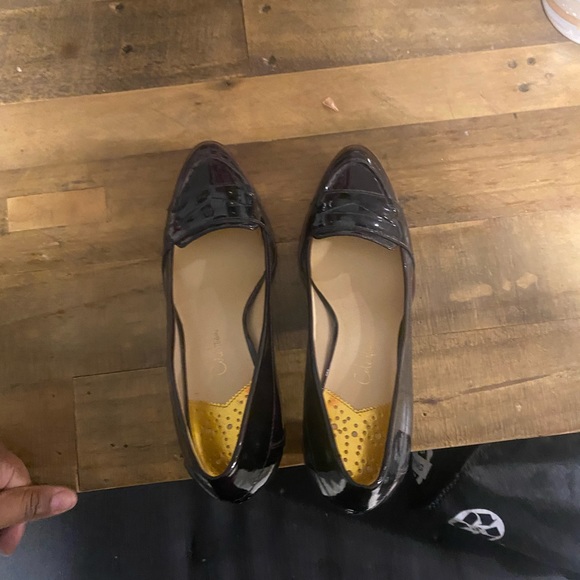 Cole Haan heals very Comfortable in very good condition no scratches - Picture 7 of 10